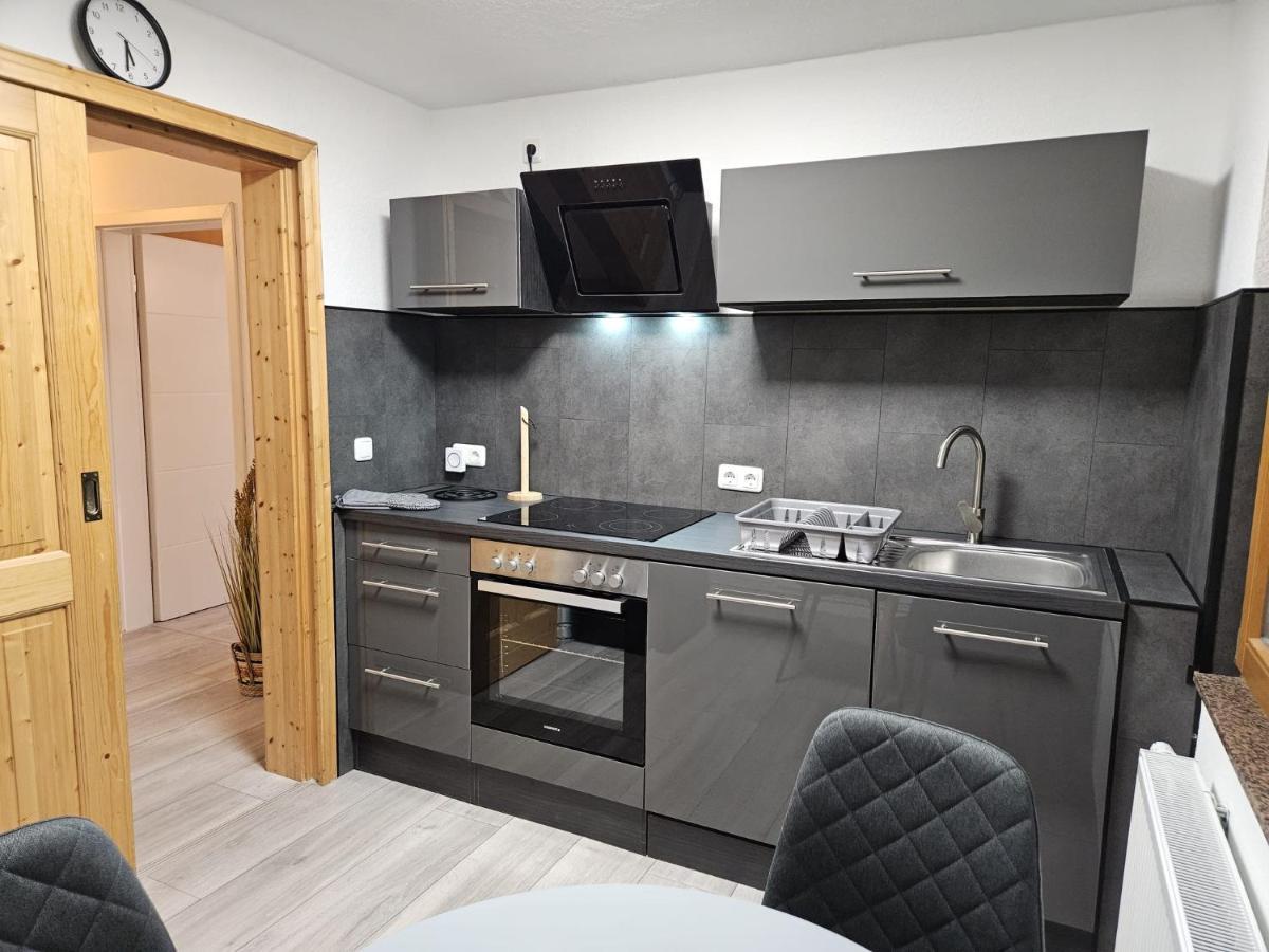 Fewo Am See, Ferienhaus, 7 Schlafzimmer, Waschmaschine, Businesswohnung Salzgitter Zewnętrze zdjęcie